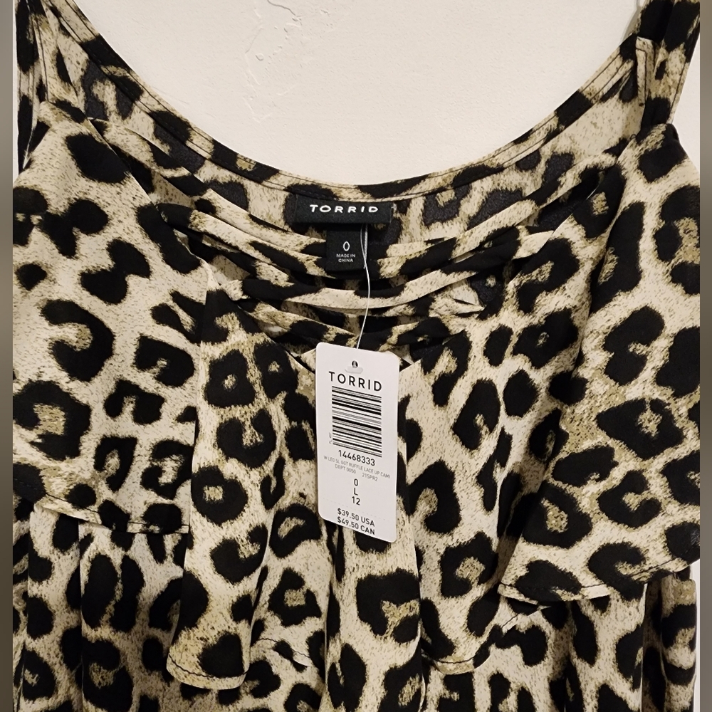 Torrid flowy tank top